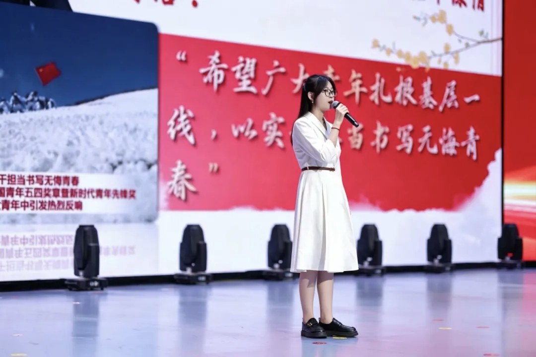4B152